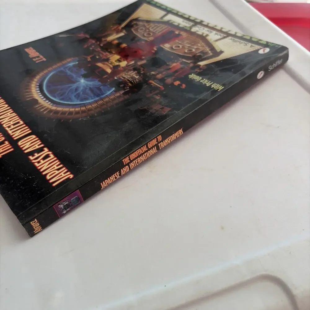 The Unofficial Guide To Japanese And International Transformers S/C Book (2001)